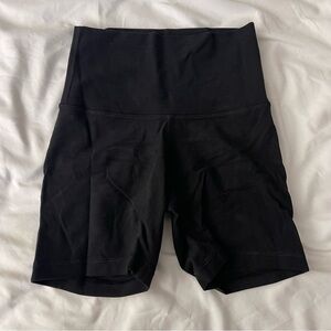 Aritzia TNA Butter Bike Shorts